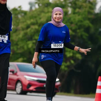 Runner Photo 7412187