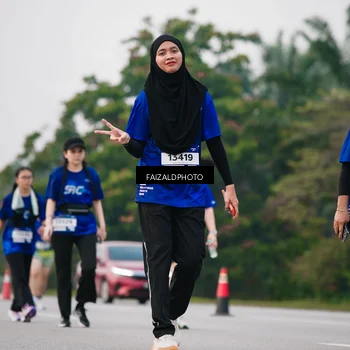 Runner Photo 7412194