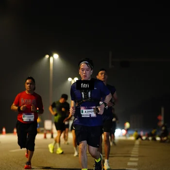 Runner Photo 7412216