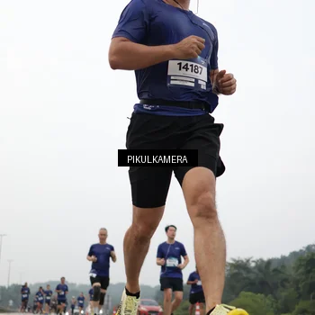Runner Photo 7412220