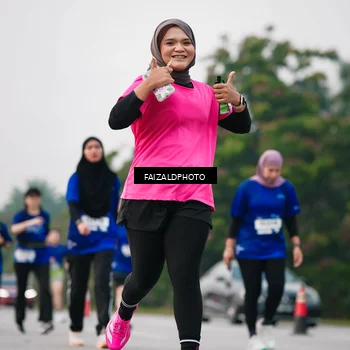Runner Photo 7412221