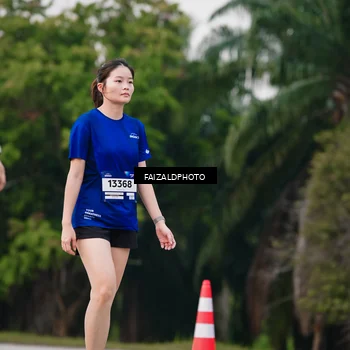 Runner Photo 7412258