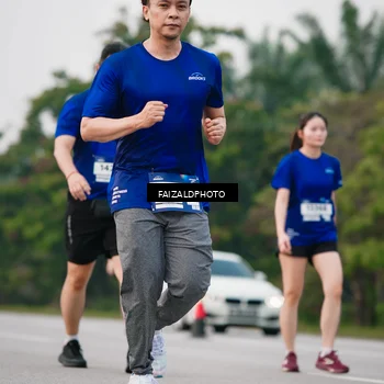 Runner Photo 7412286