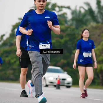 Runner Photo 7412291
