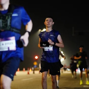 Runner Photo 7412334