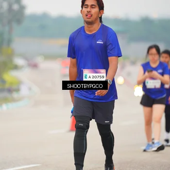 Runner Photo 7412399