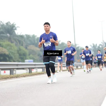 Runner Photo 7412403