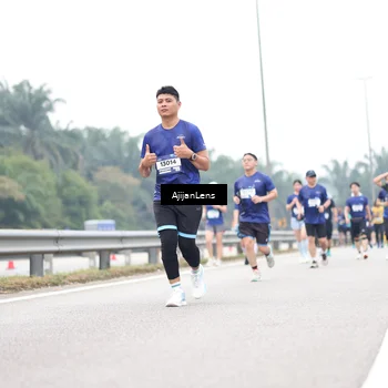 Runner Photo 7412408