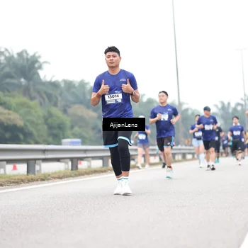 Runner Photo 7412421