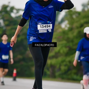 Runner Photo 7412422