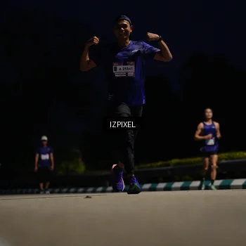 Runner Photo 7412429