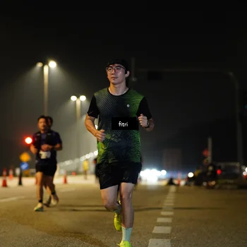 Runner Photo 7412442