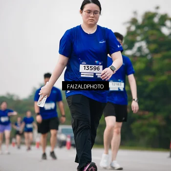 Runner Photo 7412453