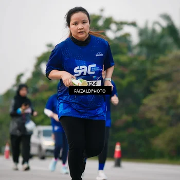 Runner Photo 7412470