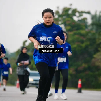 Runner Photo 7412479