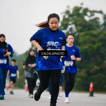 Runner Photo 7412483