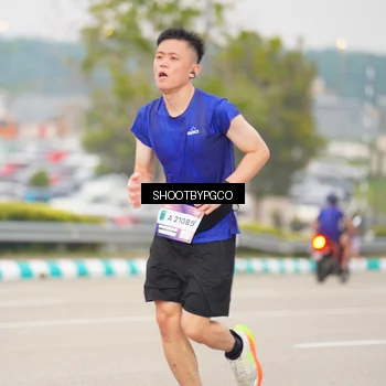 Runner Photo 7412484