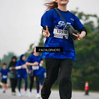 Runner Photo 7412499