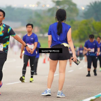 Runner Photo 7412518