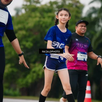 Runner Photo 7412531