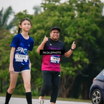 Runner Photo 7412537