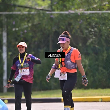 Runner Photo 7412550
