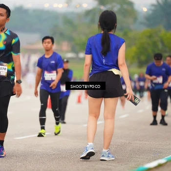 Runner Photo 7412556