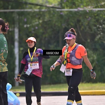 Runner Photo 7412564