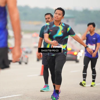 Runner Photo 7412617