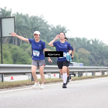 Runner Photo 7412634