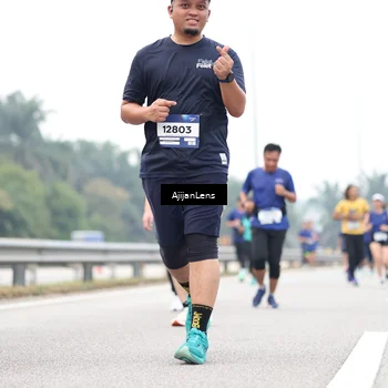 Runner Photo 7412691