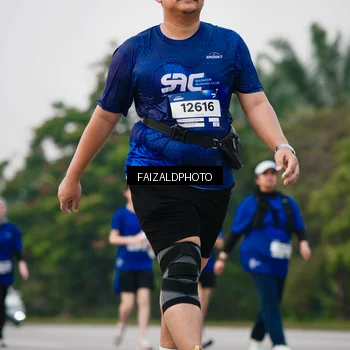 Runner Photo 7412697