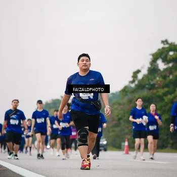 Runner Photo 7412712