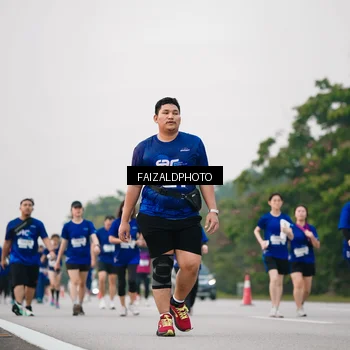 Runner Photo 7412720