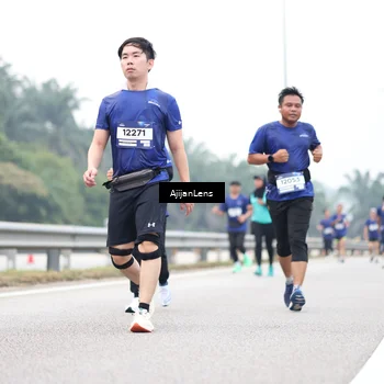 Runner Photo 7412721