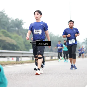 Runner Photo 7412722