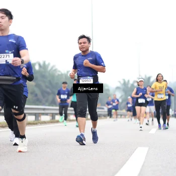 Runner Photo 7412736