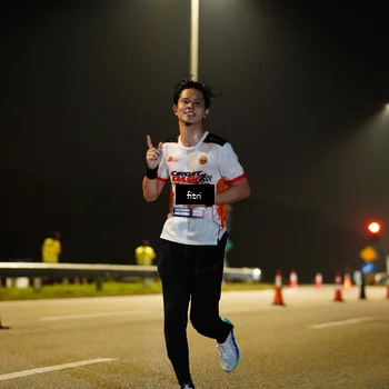 Runner Photo 7412770