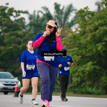 Runner Photo 7412787