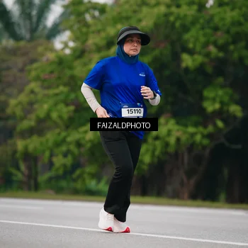 Runner Photo 7412813