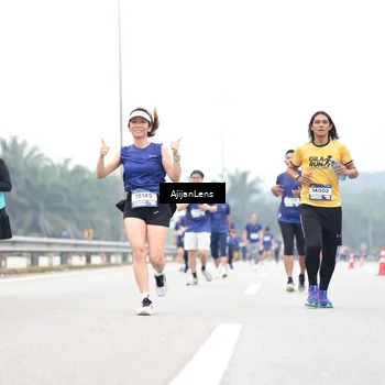 Runner Photo 7412816