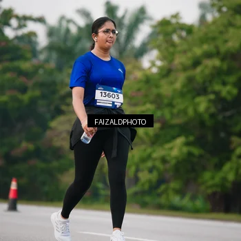 Runner Photo 7412818