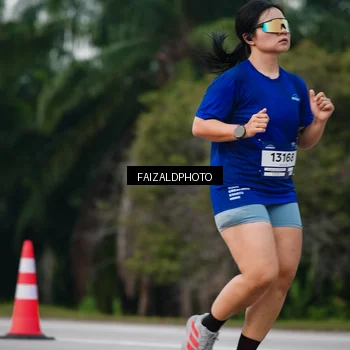 Runner Photo 7412824