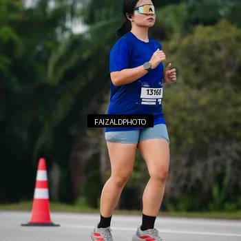 Runner Photo 7412832