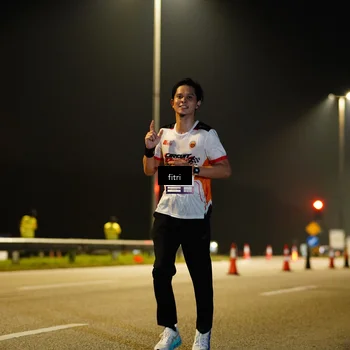 Runner Photo 7412844