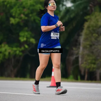 Runner Photo 7412847