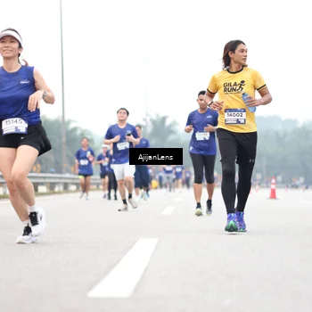 Runner Photo 7412857