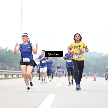 Runner Photo 7412877