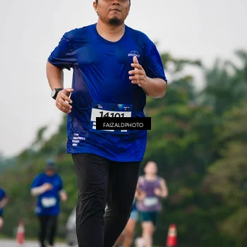 Runner Photo 7412889
