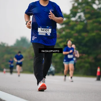 Runner Photo 7412902